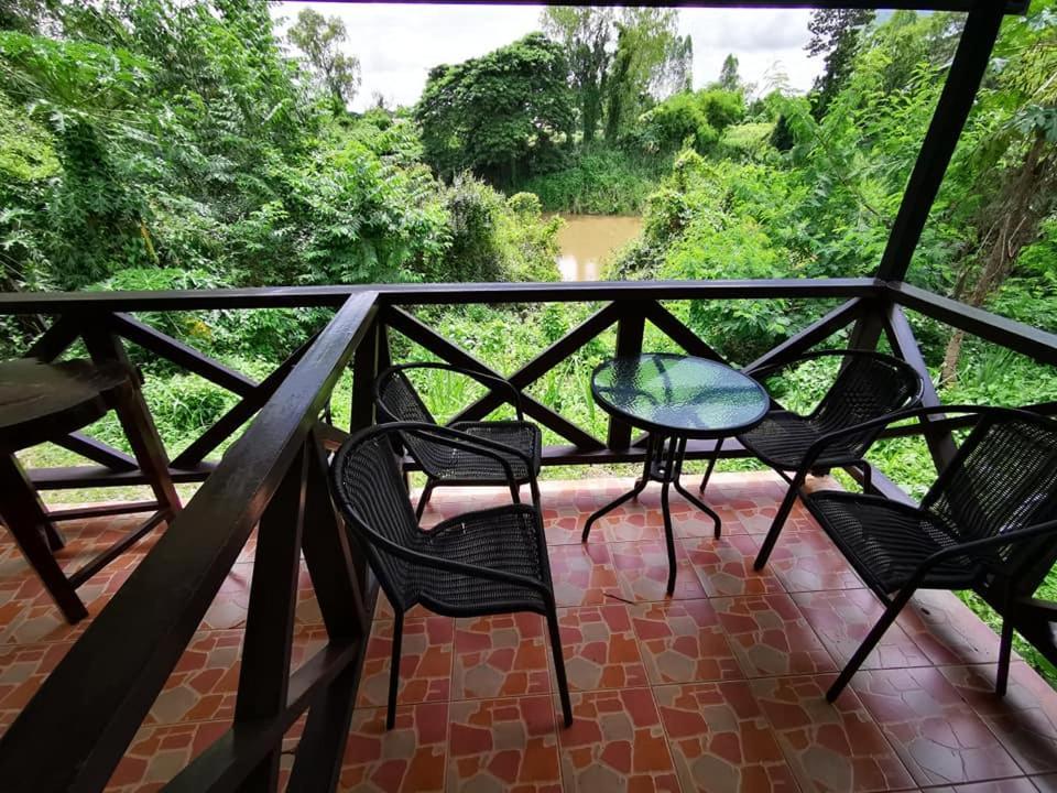 קון קאן Rs Phong Riverside Resort מראה חיצוני תמונה