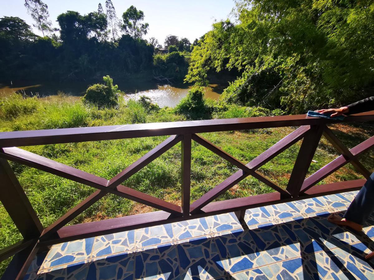 קון קאן Rs Phong Riverside Resort מראה חיצוני תמונה
