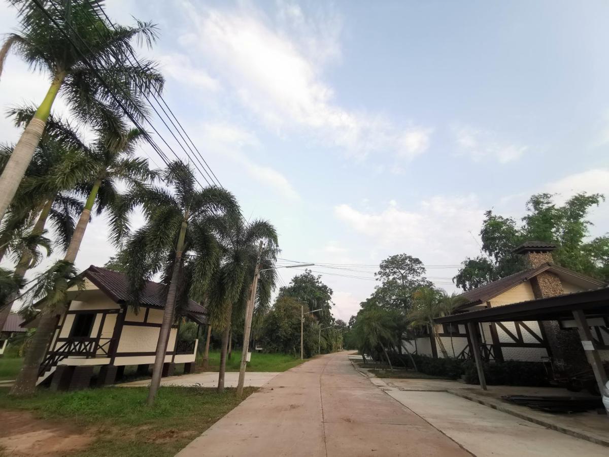 קון קאן Rs Phong Riverside Resort מראה חיצוני תמונה